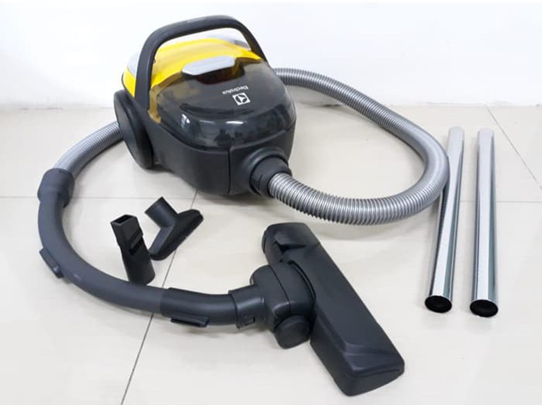 Máy hút bụi Electrolux Z1230 đầu hút linh hoạt